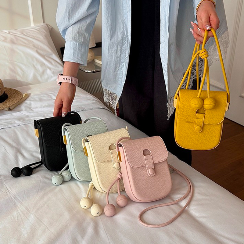 Luxury Brand Mini Yellow Cross - Phone Accessories Brands recension och pris